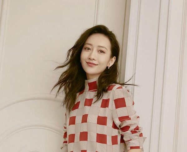 王鸥
