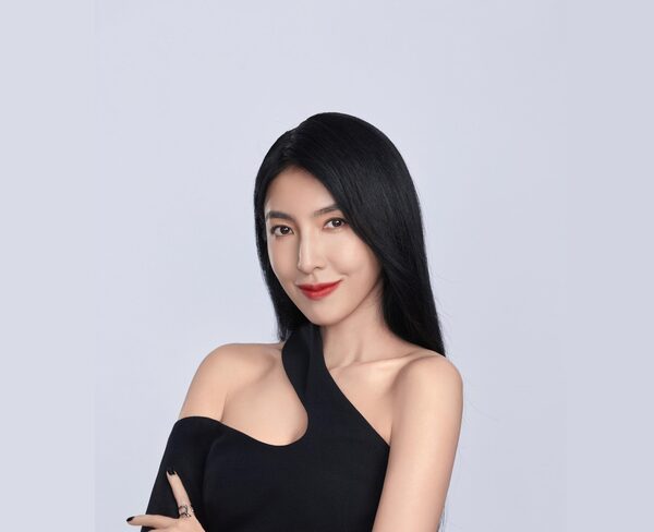 杨谨华