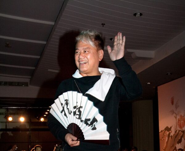 陈百祥